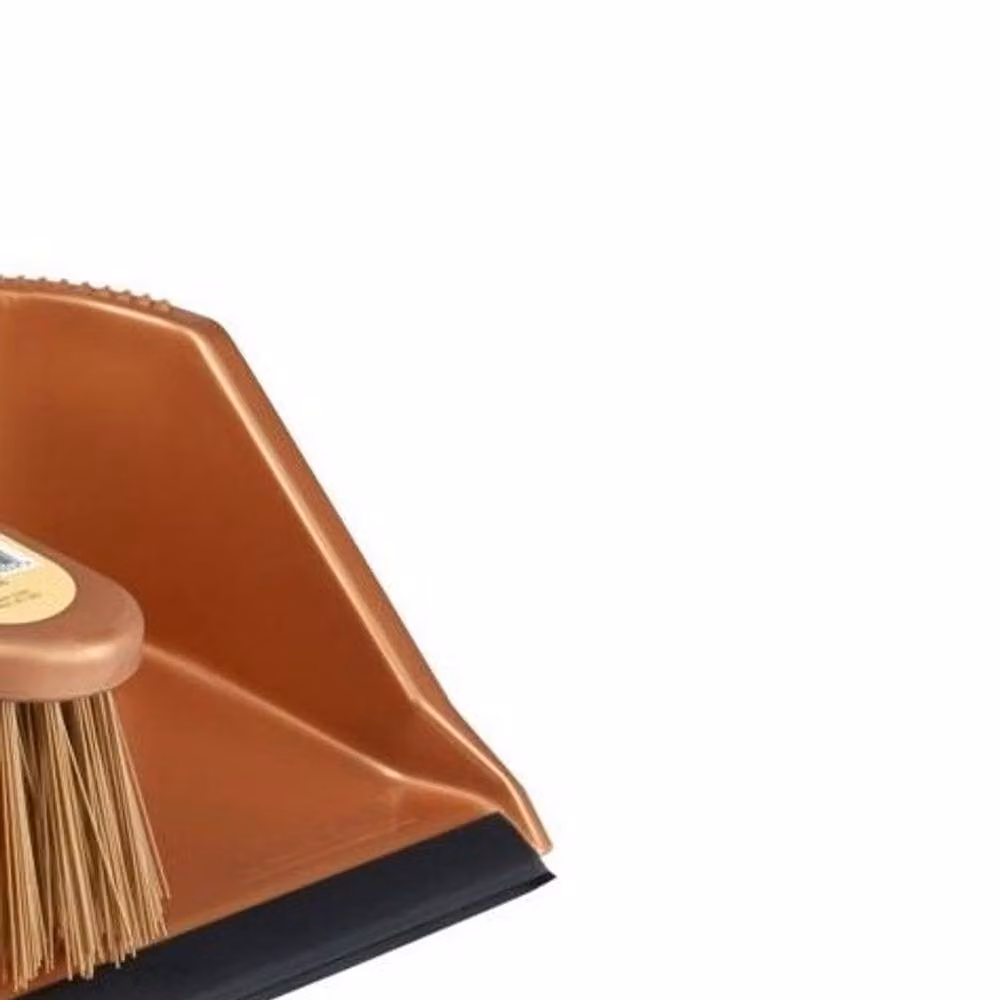 Groundsman Dustpan and Brush Set in Orange – 2