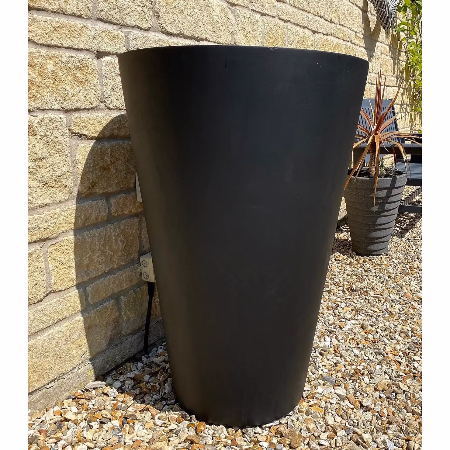 Primrose Calgary Polystone Tall Planters, Set of 2, Black, Height: 89 cm – 4