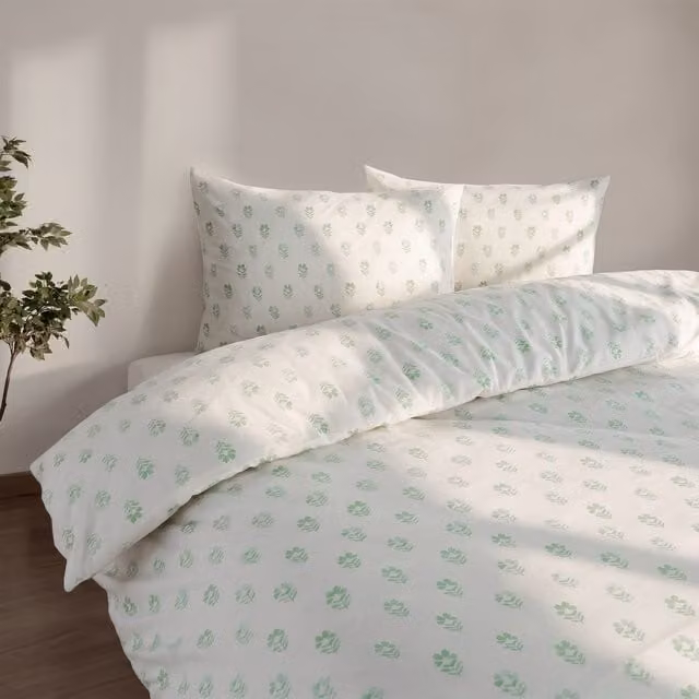 Martex Studio Edition Sage Botanical Floral Duvet Cover Set in Green and White, 140 x 200 cm