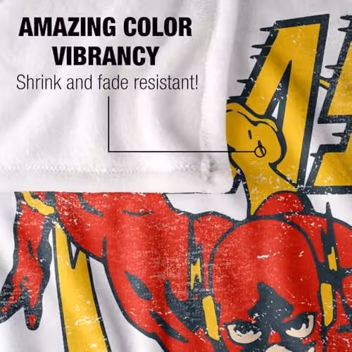 Outsunny Justice League Flash Lightning Trail Super Soft Fleece Throw Blanket, Multicolour, W: 152.4 cm x D: 127.0 cm – 2