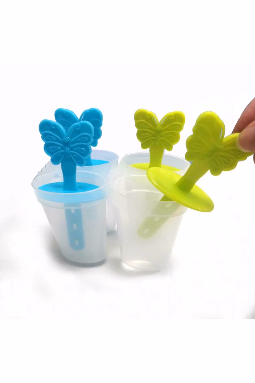 KDMD Plastic Popsicle Maker with 4 Molds in Assorted Colours
