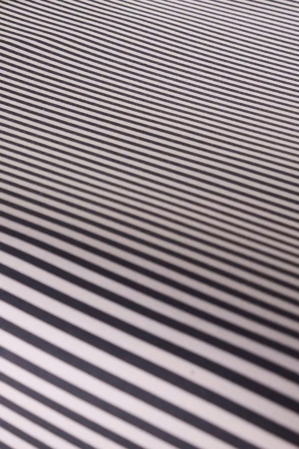 House of Llewelyn-Bowen Festivo Circus Stripe Black Cotton Fitted Bed Sheet, W: 140 cm, D: 200 cm – 2