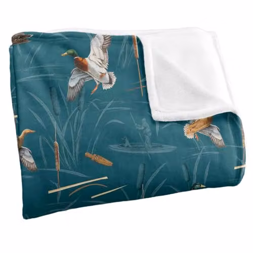JQ Licensing Waterfowl Marsh Ducks Hunting Pattern Super Soft Fleece Throw Blanket, Multicolour, W: 91 cm, D: 147 cm – 2