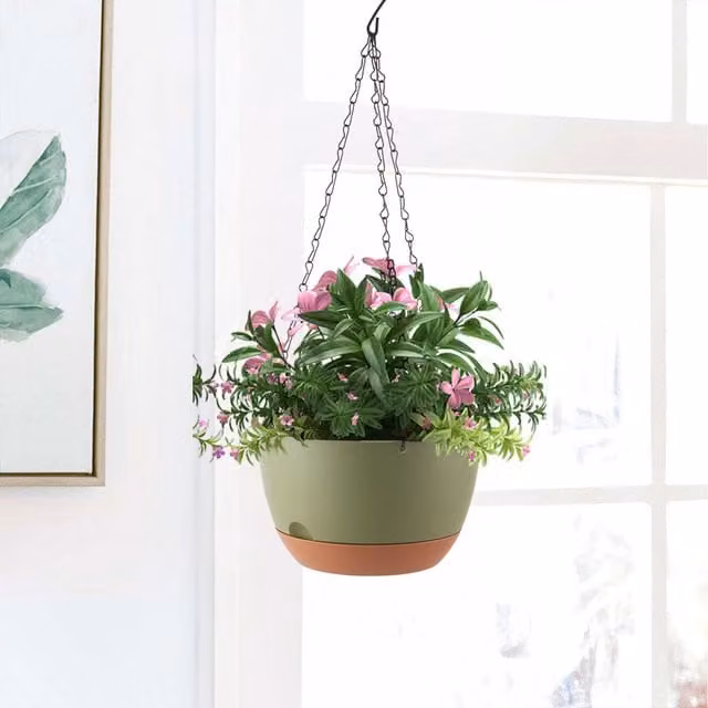 Livingandhome Set of 2 Hanging Plant Pots with Removable Water Trays in Green and Brown