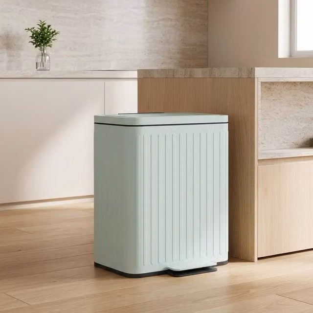 STILVORA Dual Compartment 40L Pedal Rubbish Bin with Soft-Close Lid and Removable Inner Bucket in Green – 1
