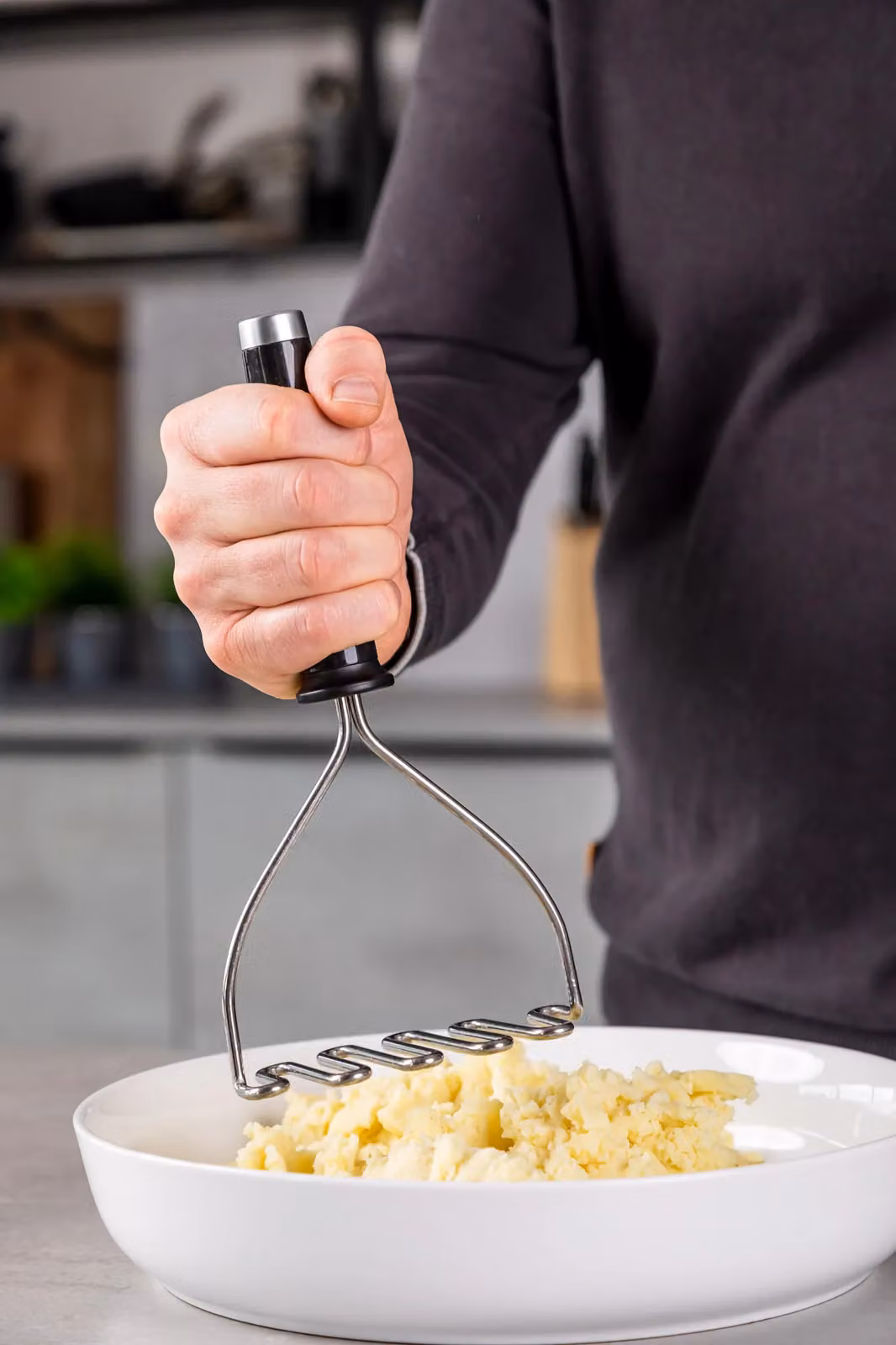 KitchenAid Stainless Steel Potato Ricer and Masher in Black – 2