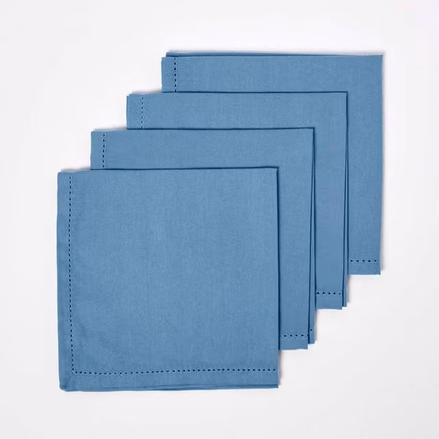 Homescapes Set of 4 Plain Cotton Napkins in Blue