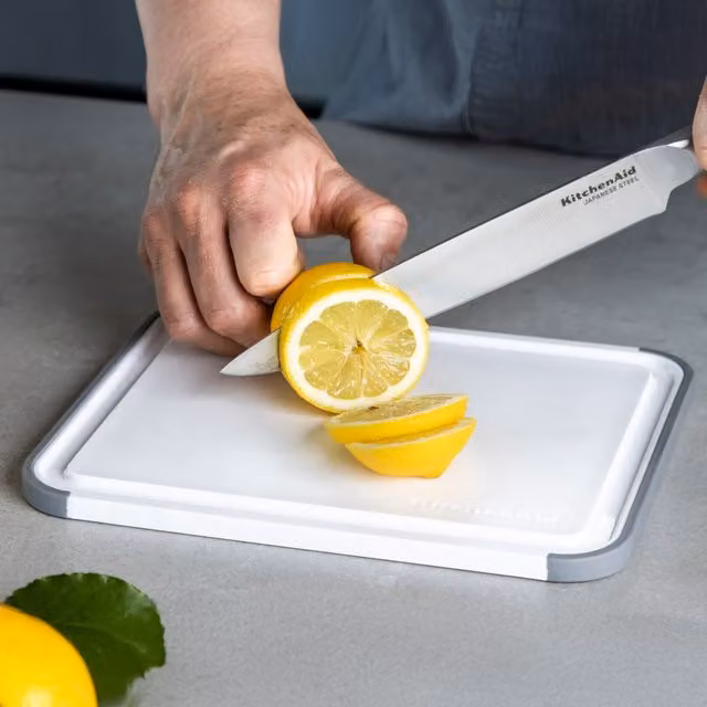 KitchenAid White Reversible Non-slip Polypropylene Chopping Board, W: 25 cm, D: 20 cm