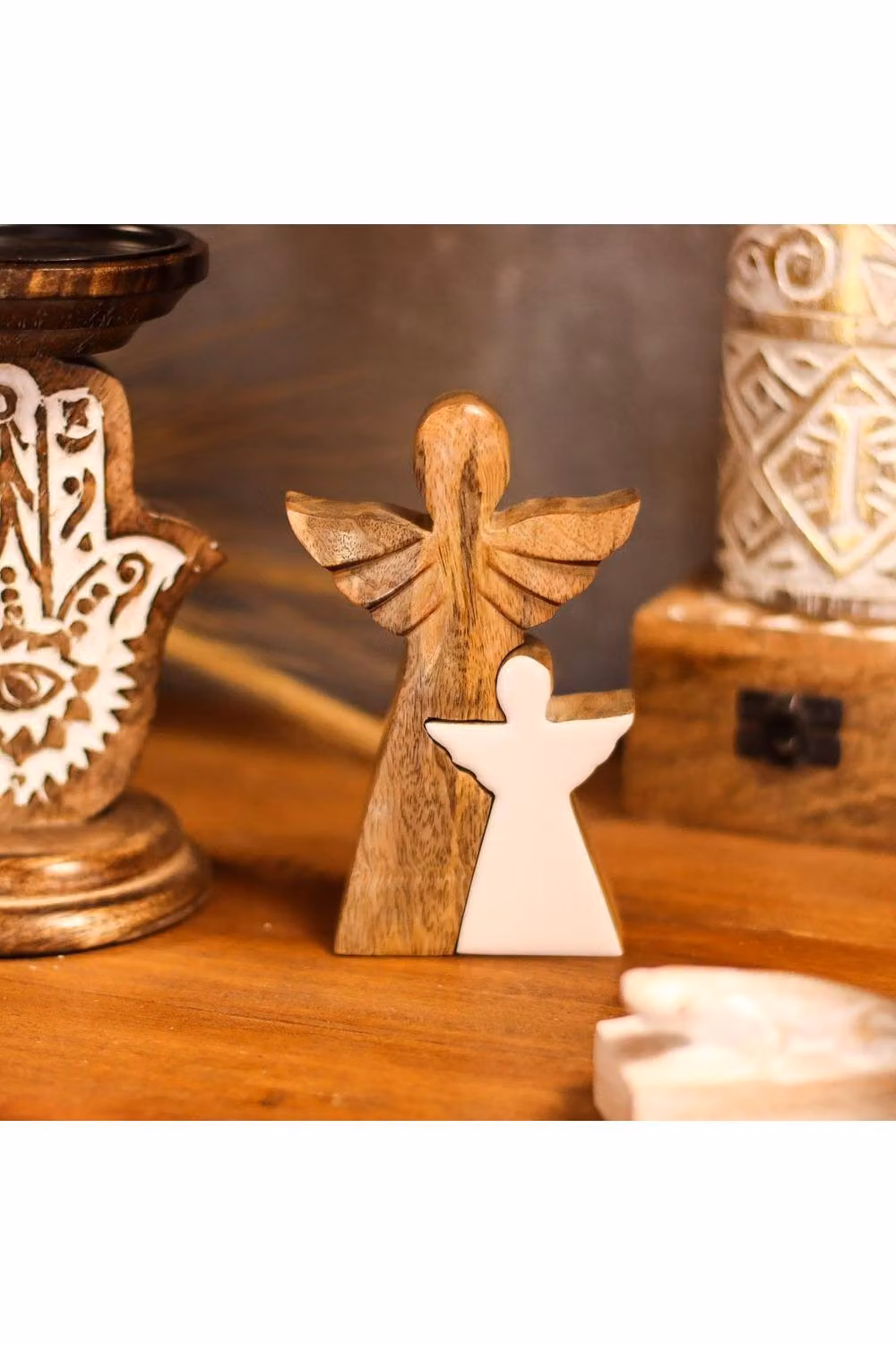 KDMD Handcrafted Mango Wood Angel Figurine with White Enamel in Brown, H 15.0 cm x W 9.0 cm x D 9.0 cm – 3