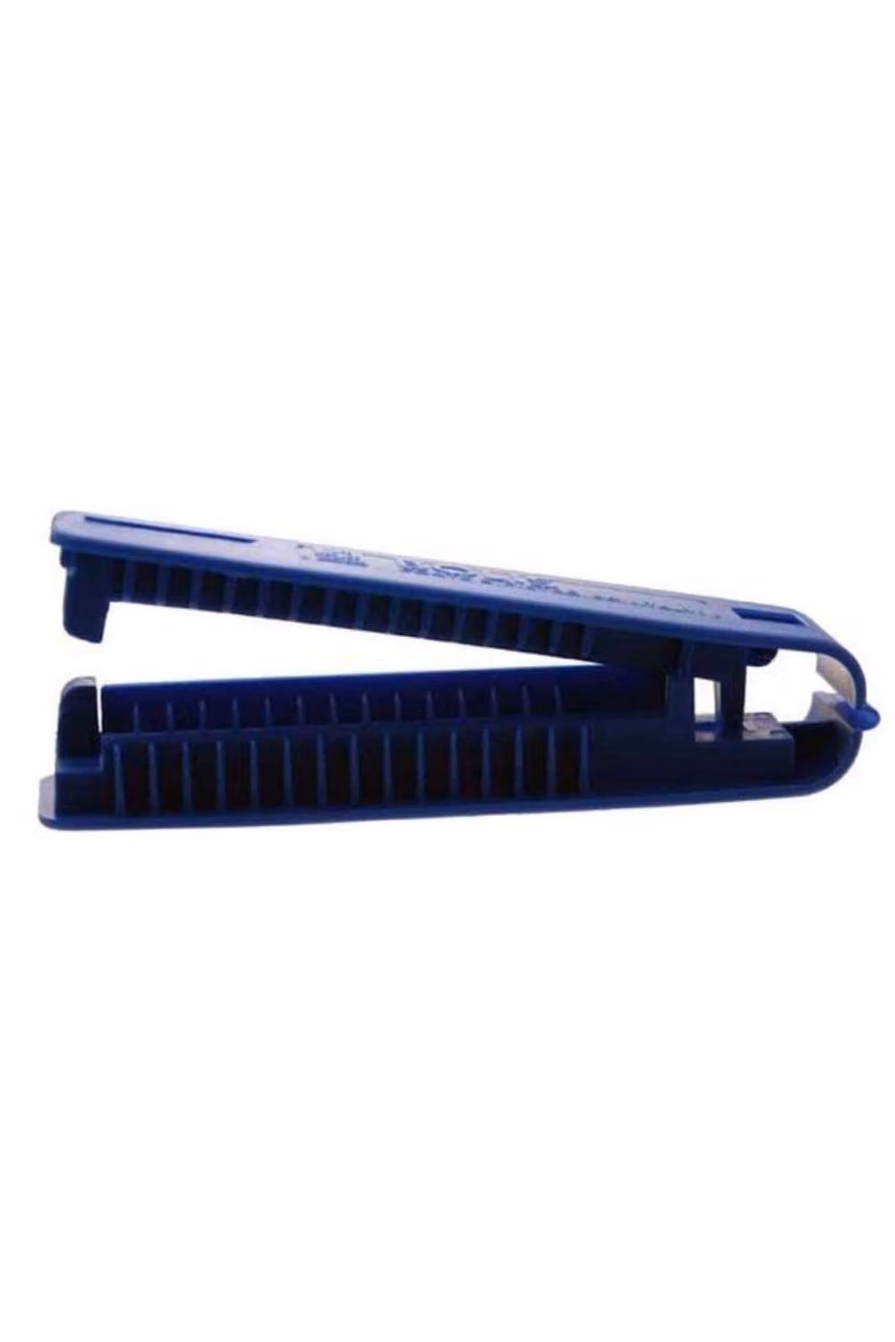 KDMD 5 Pack Blue Plastic Ribbon Shredders for Adults – 2