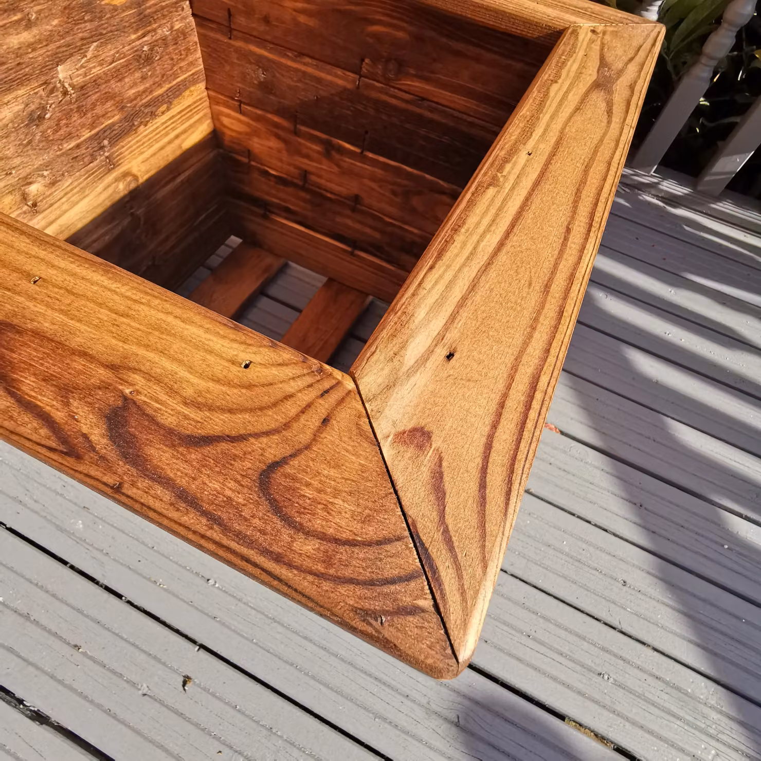 Samuel Alexander Rustic Chunky Wooden Square Garden Planter, 46 x 46 x 45 cm – 5