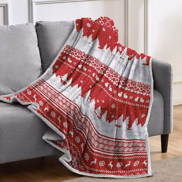 Velosso Cosy Sherpa Fleece Blanket in Red and Grey Nordic Print, W/D/H: 125 x 150 cm