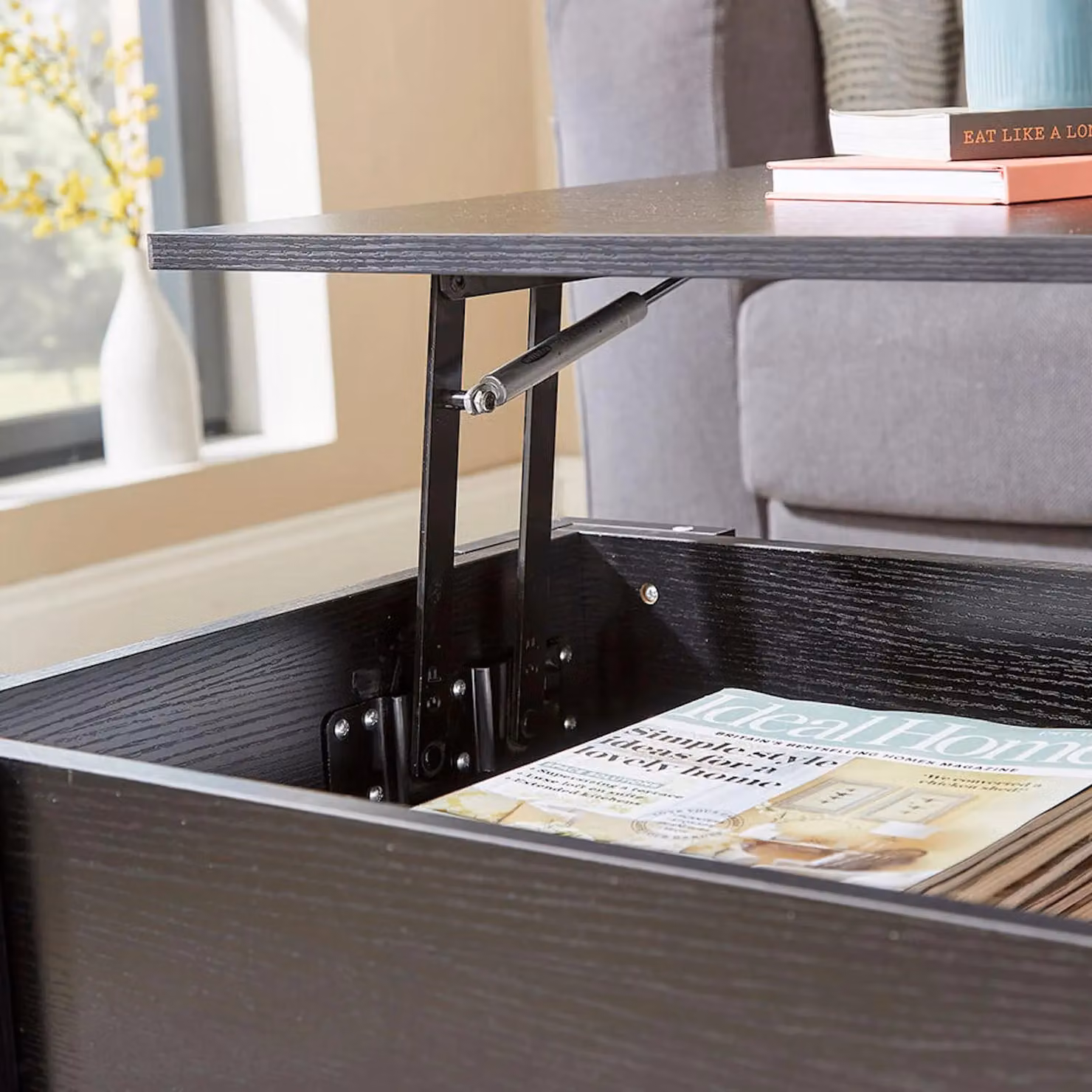 Home Source Orlando Lift Up Coffee Table with Storage Shelf in Black – 2