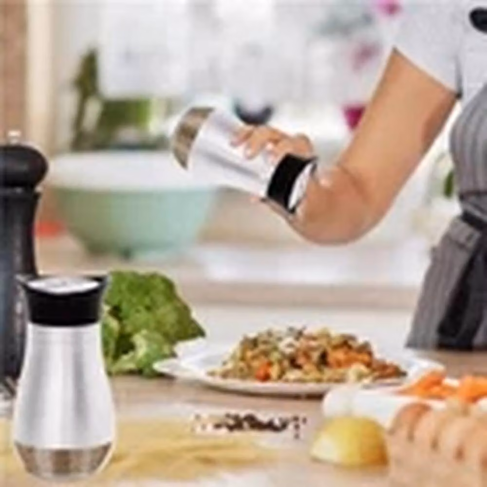 Havendro Refillable Stainless Steel and Glass Salt and Pepper Shaker Set in Silver – 2