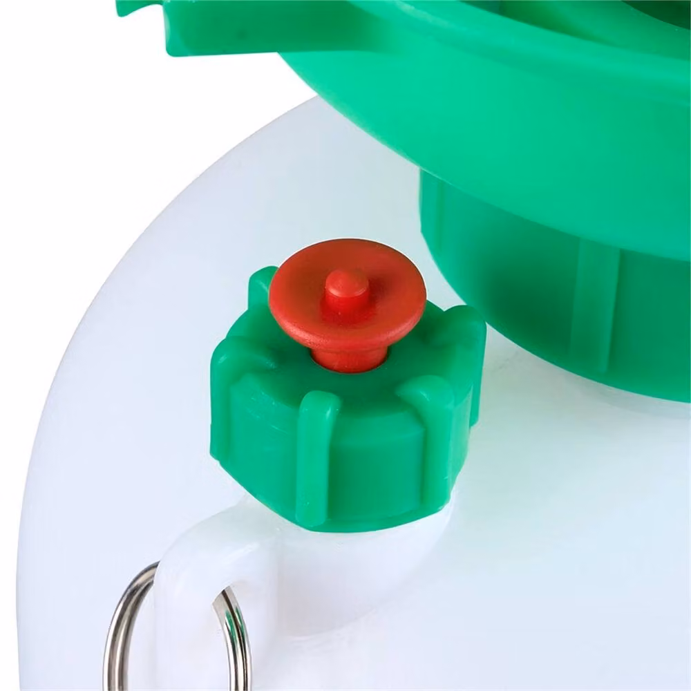 SPETLEK Green 8L Manual Garden Pressure Sprayer – 3