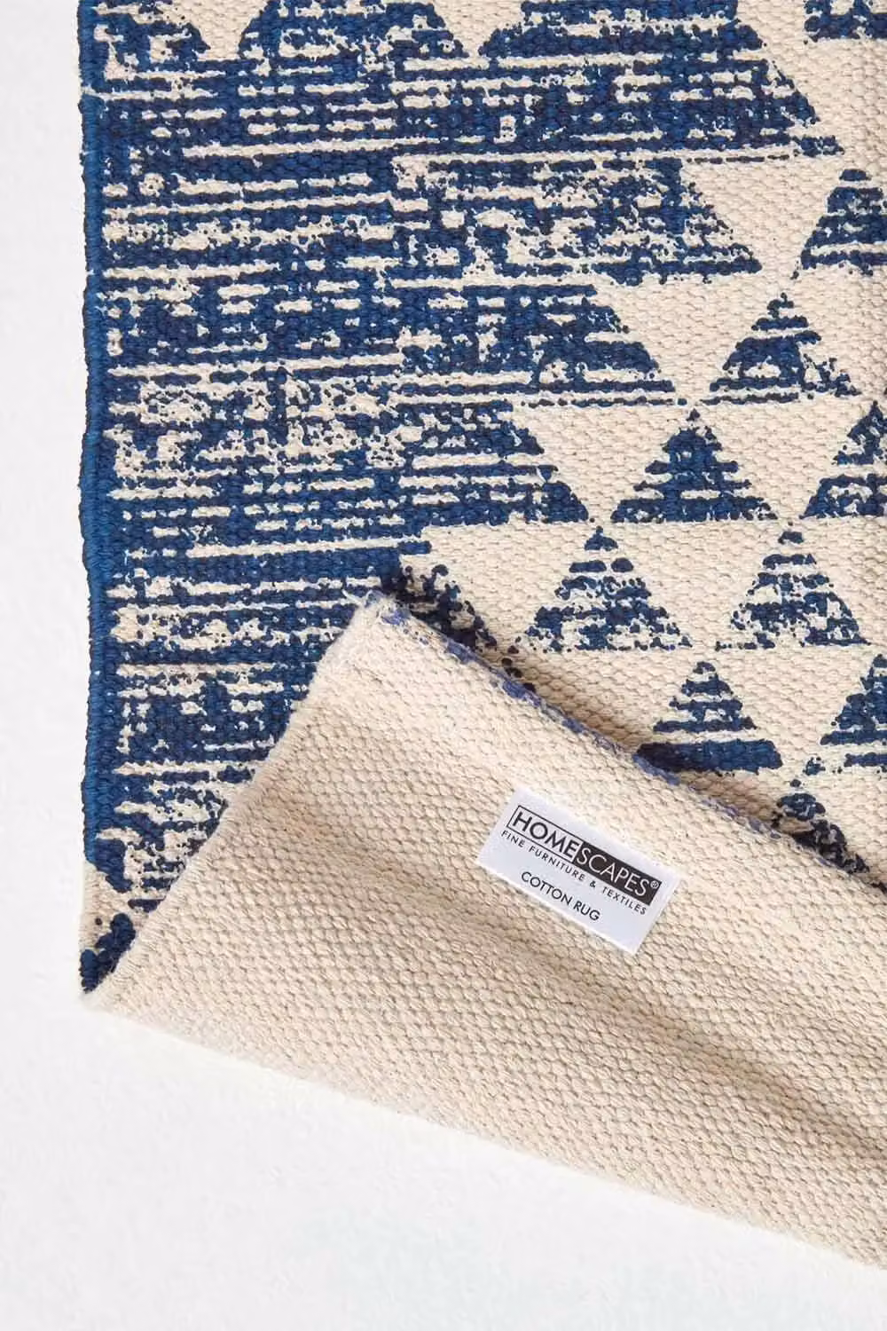 Homescapes Delphi Geometric Woven Cotton Printed Rug in Blue, Black and White, W/D/H: 120 x 170 cm – 4
