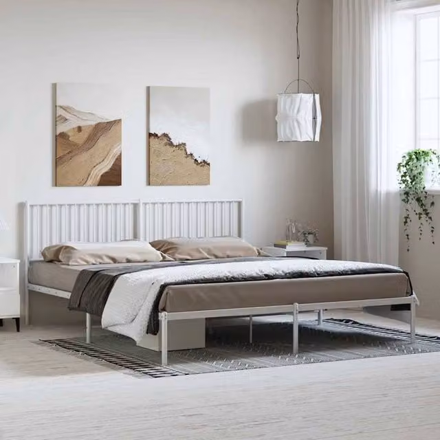 Berkfield Home Metal Bed Frame with Headboard in White, W: 183 cm, D: 213 cm