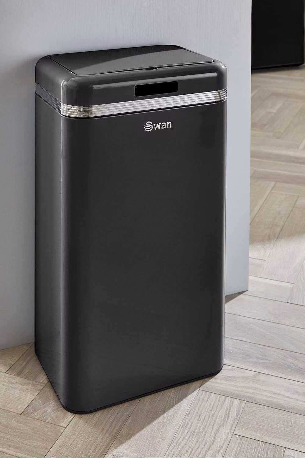 Swan Retro 45L Square Sensor Bin in Black – 3