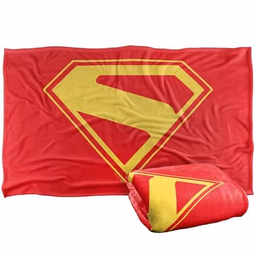 Warner Bros. Superman 2025 Gold Shield Super Soft Fleece Throw Blanket, Multicolour – 1