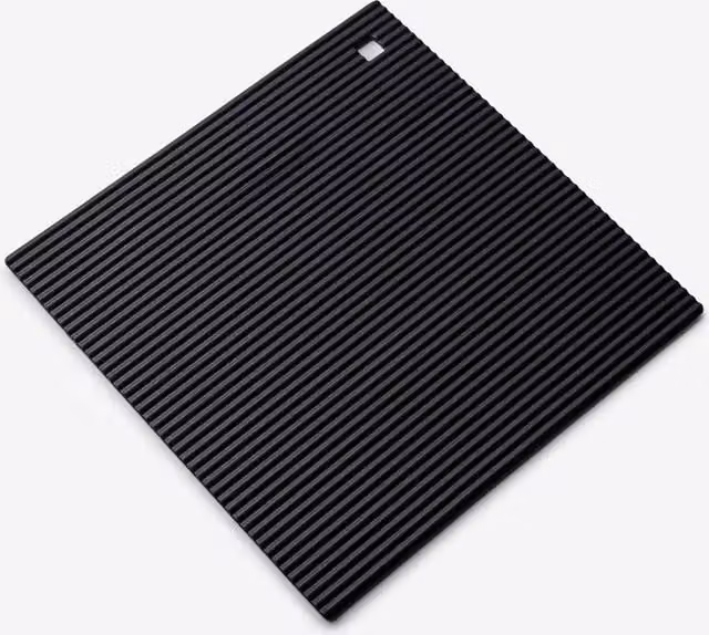 Zeal Silicone Square Non-Slip Hot Mat Trivet with Hanging Loop, Black, 22 cm