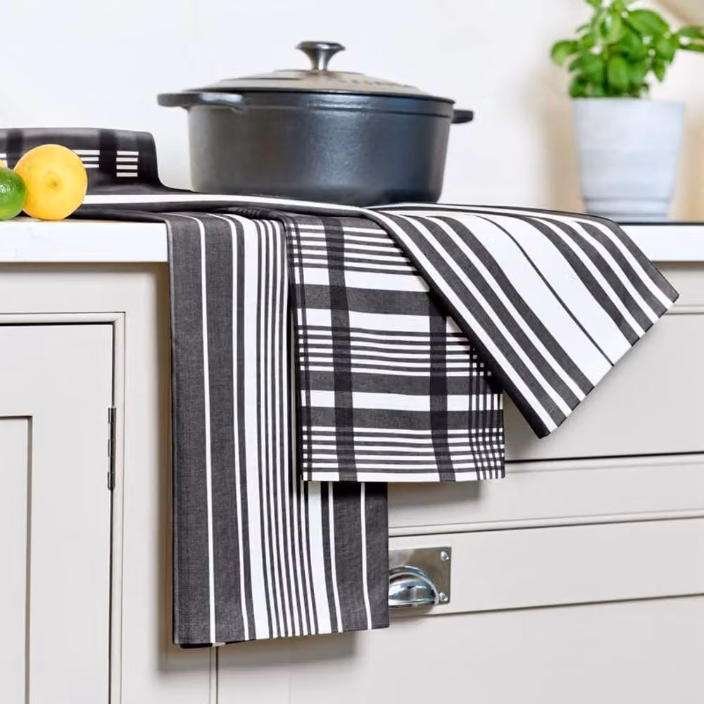 dexam Love Colour Set of 3 Extra-Large Tea Towels in Black and Multicolour – 2