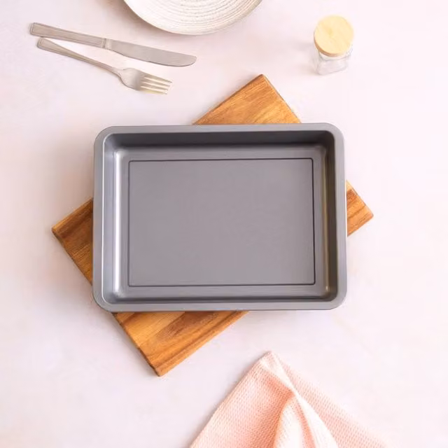 Betterware Essentials Non-Stick Rectangular Deep Tray in Silver, Carbon Steel, Dishwasher Safe
