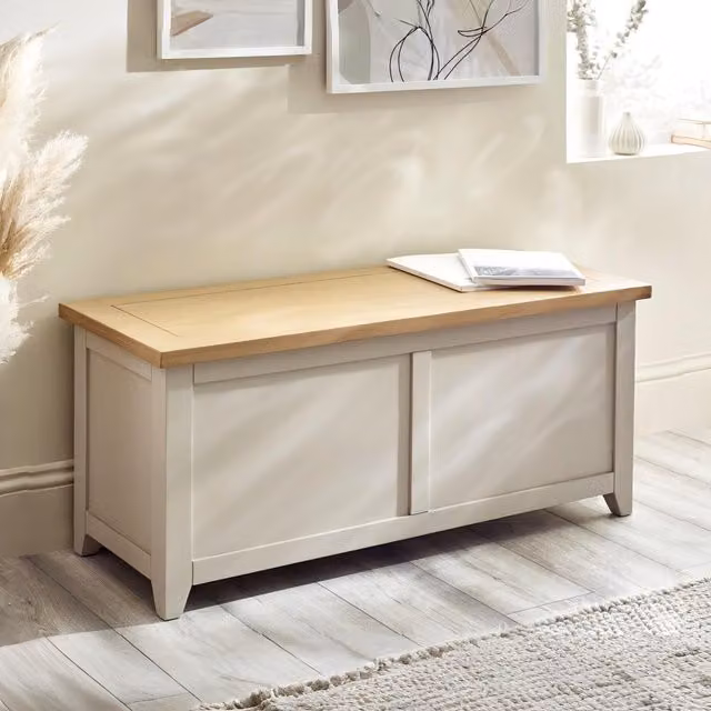 Julian Bowen Richmond Modern Straight Wood Bench in Elephant Grey