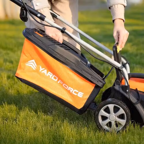 Yard Force EM U32 1200W Electric Lawnmower with 32cm Cutting Width and Rear Roller, Black and Orange – 4