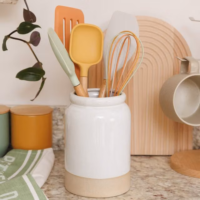KitchenCraft Idilica Ceramic Freestanding Utensil Holder in White and Beige