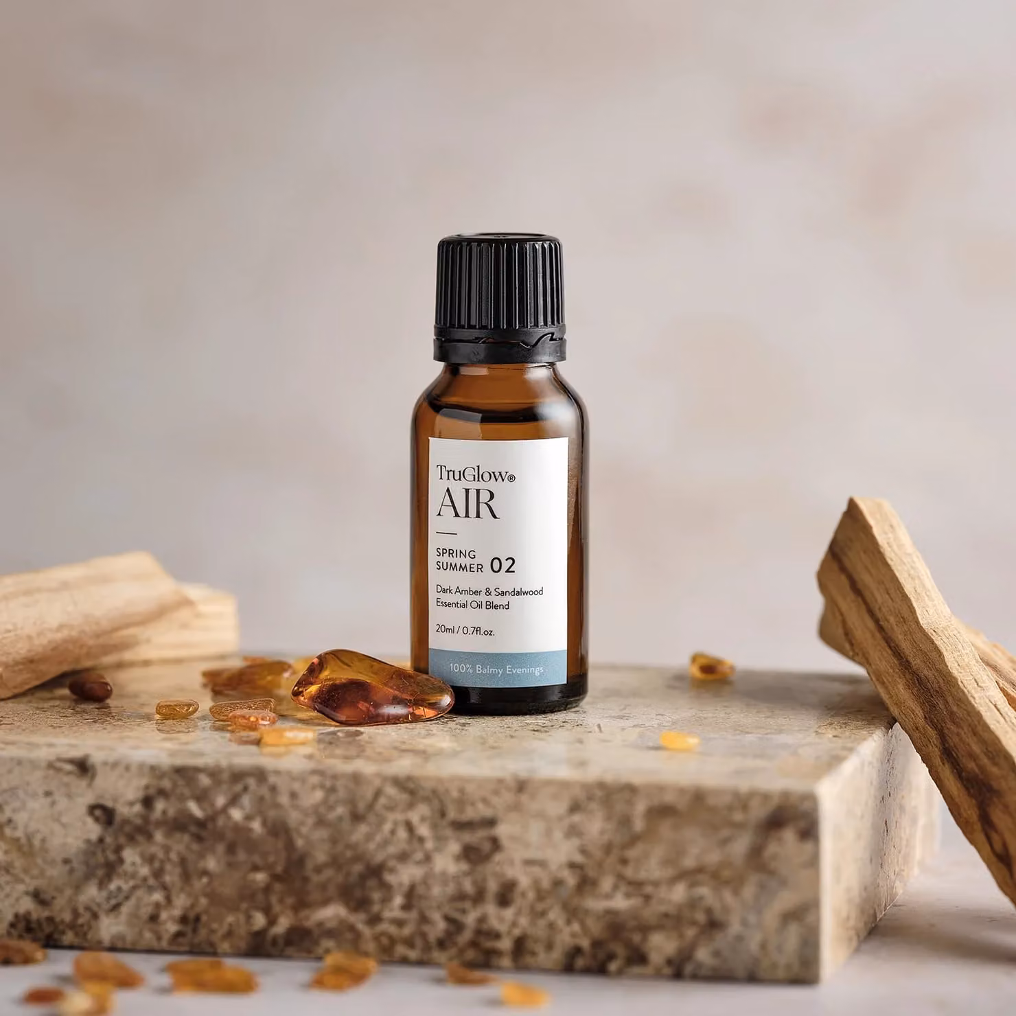 TruGlow AIR Diffuser Oil Dark Amber and Sandalwood Spring Summer 02