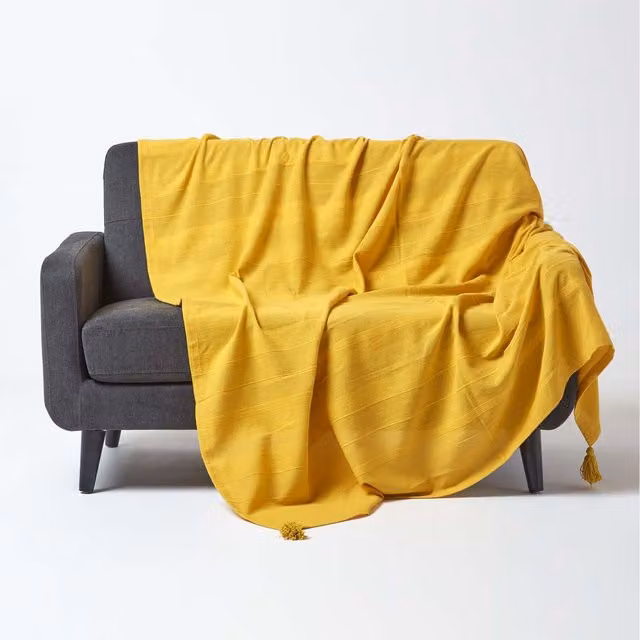 Homescapes Cotton Rajput Ribbed Ethnic Woven Throw in Yellow or Orange, W/D/H: 255 x 360 cm