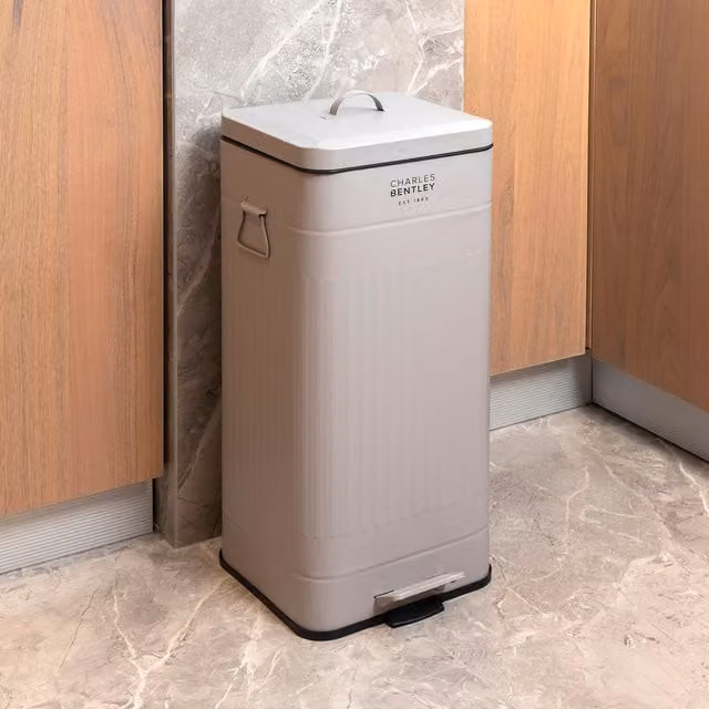 Charles Bentley 30L Steel Square Retro Pedal Bin with Removable Inner Bucket, Grey