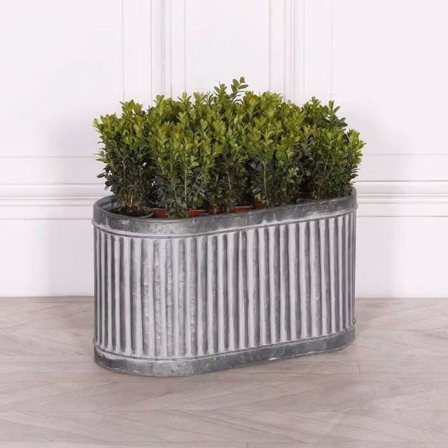 FLAVORA Medium Vintage Aged Ribbed Galvanised Metal Planter Tub in Grey, 100g