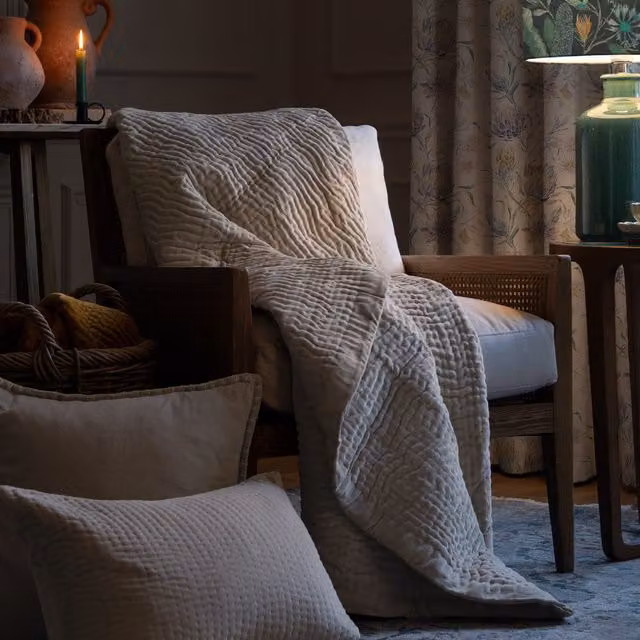 Voyage Maison Haze Quilted Cotton Throw in Beige, W: 140 cm, L: 200 cm