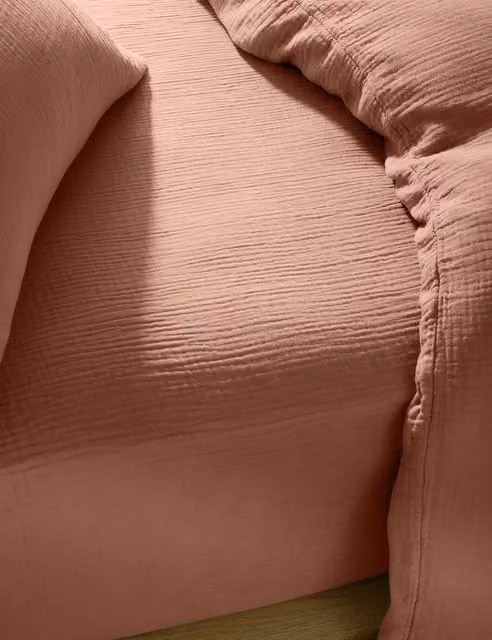 M&S Pure Cotton Muslin Deep Fitted Sheet in Terracotta Orange, W/D/H: 140 x 200 x 30 cm