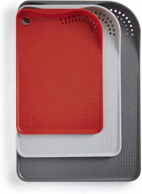 Morphy Richards 3 Piece Rectangular Silicone Cutting Board Set in Red or White with Non-Slip Feet and Dishwasher Safe Design – 4