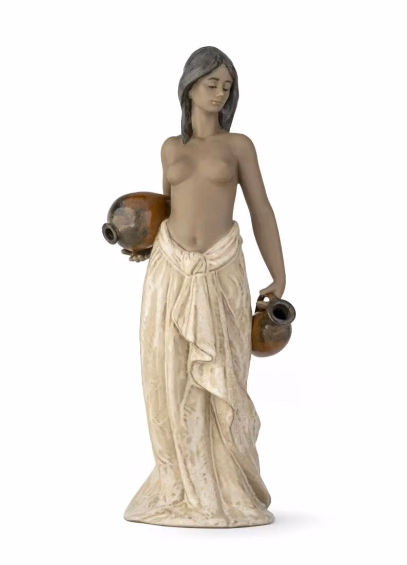 Lladró Water Girl Porcelain Figurine in Beige