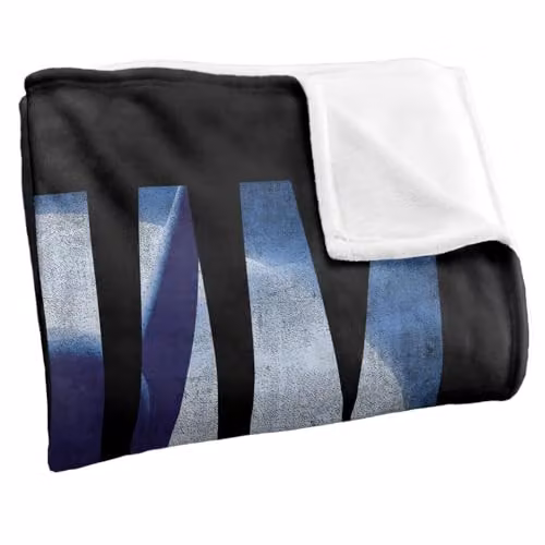 Warner Bros. Batman Caped Crusader Gotham City Super Soft Fleece Throw Blanket, Multicolour, W/D/H: 127 x 152 x 1 cm – 2