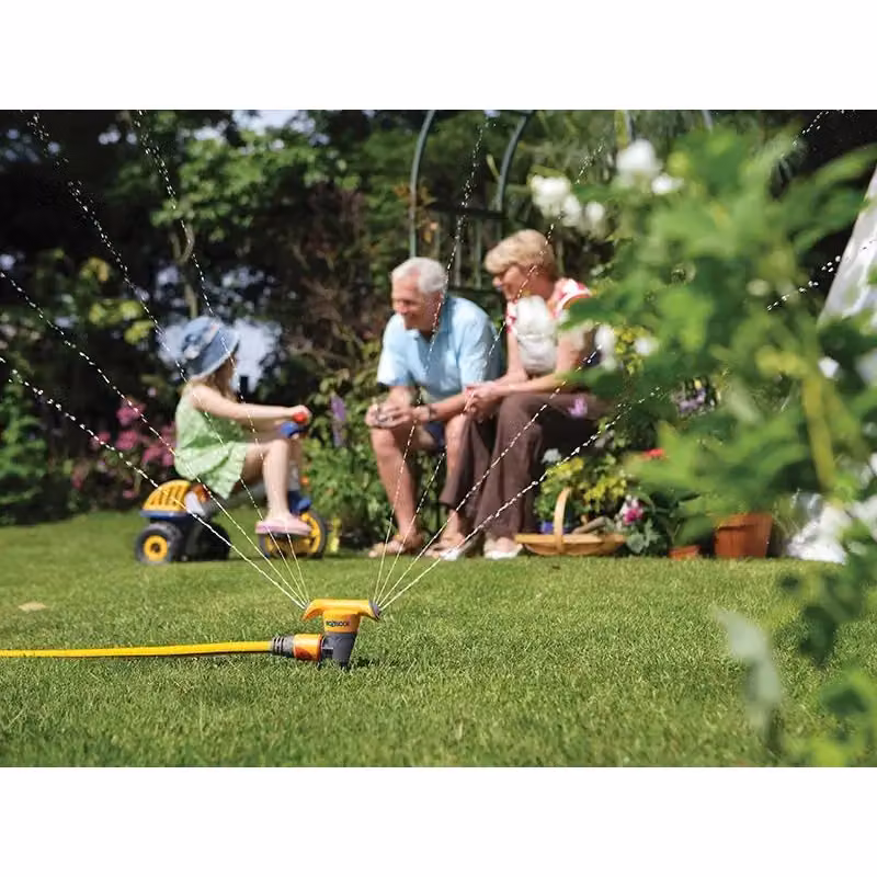 Hozelock 2510 Multicolour Circular Round Sprinkler with 177m Coverage – 2