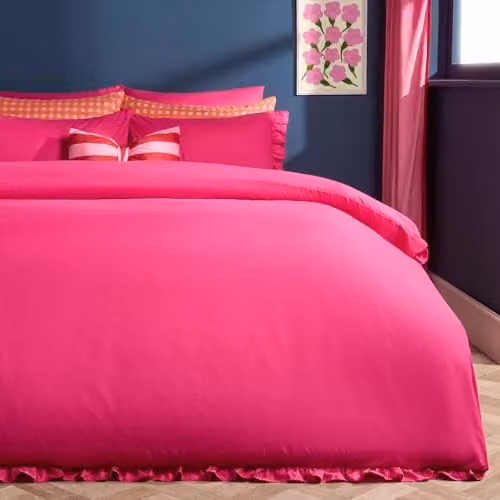 OHS Super King Microfibre Duvet Cover and Pillowcase Set with Frill Edges, Pink, W/D/H: 200 x 200 cm
