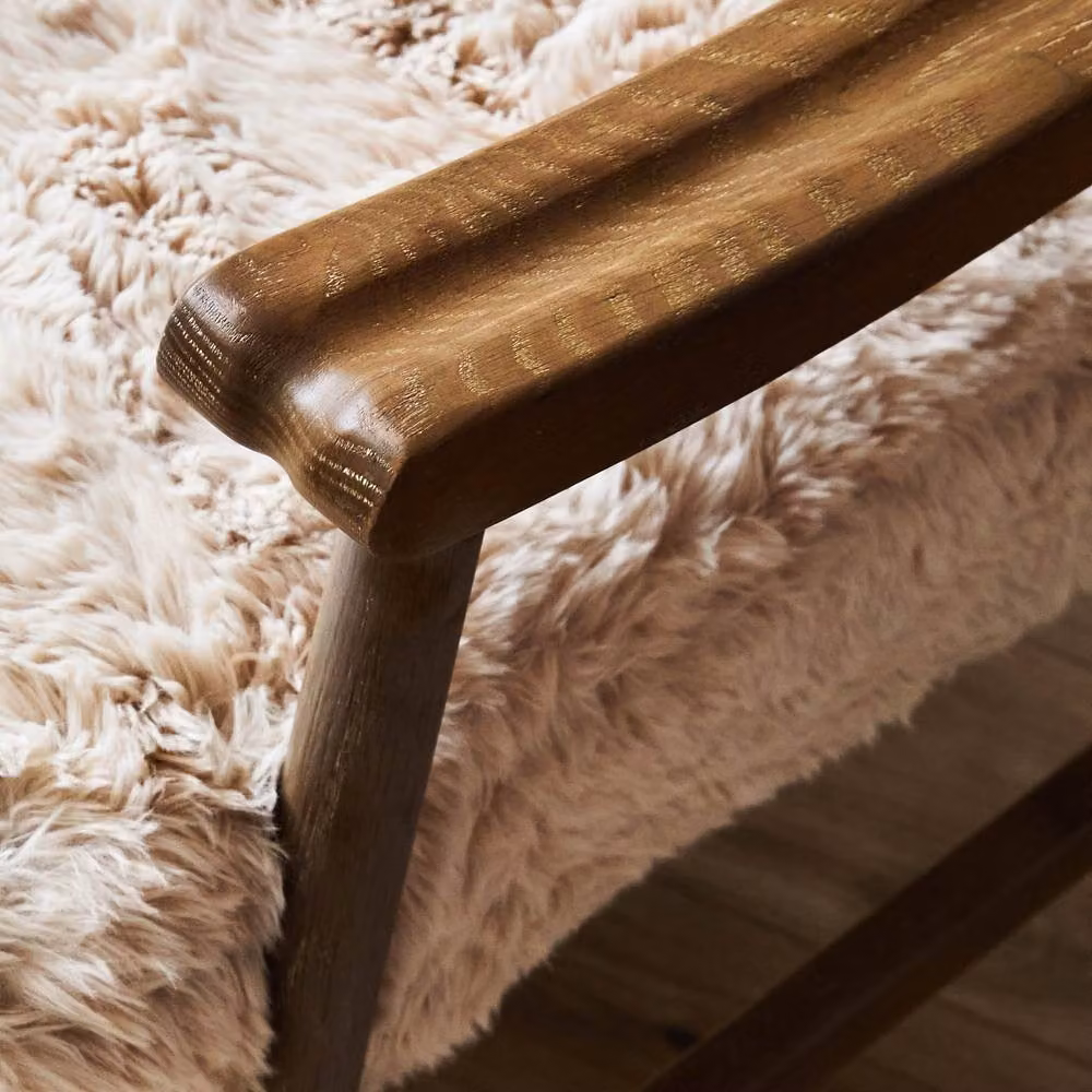 Voyage Maison Struan Oak Wood Lounge Chair with Armrests and Faux Fur – 3