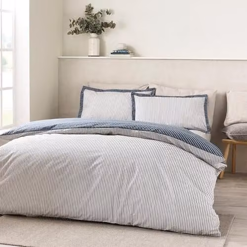 Catherine Lansfield Oxford Pinstripe Reversible Duvet Cover and Pillowcase Set, Blue, W/D/H: 220 x 220 x 200 cm