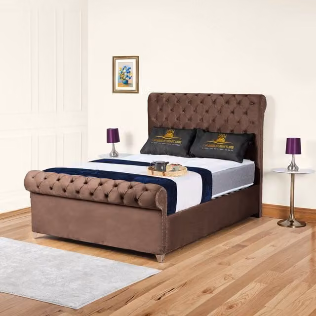 UK Bed Furniture Chesterfield Sleigh Ottoman Bed in Brown, W/D/H: 180 x 200 cm – 1
