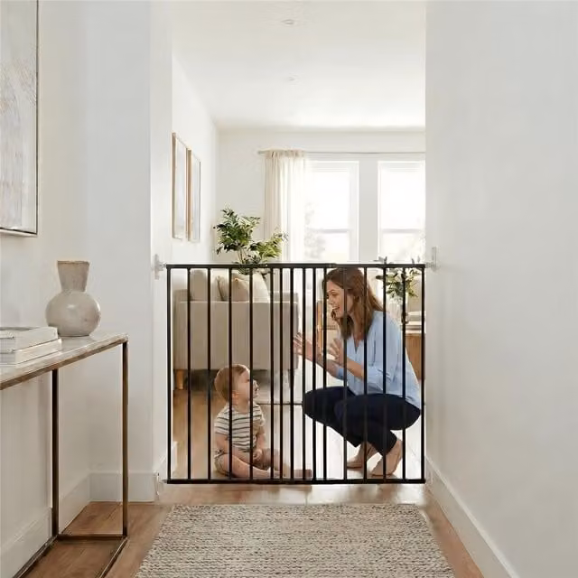 Safetots Extra Tall Screw-Fitted Metal Baby Stair Gate, Black, Width: 62.5 cm - 106.8 cm, Height: 103.5 cm