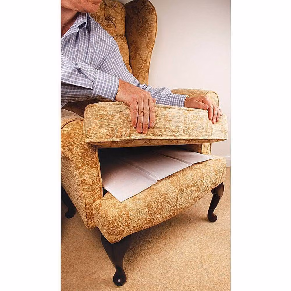 Coopers of Stortford Sofa and Armchair Savers in White and Red – 2