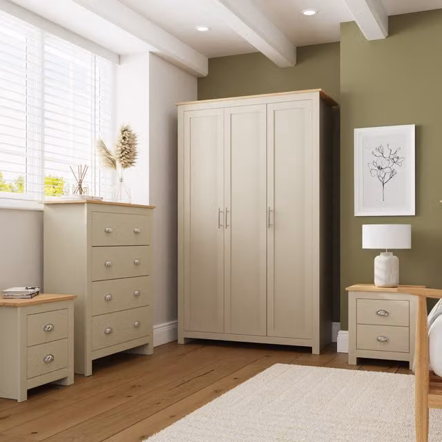 GFW Lancaster 4 Piece Bedroom Furniture Set in Cream and Oak – 4