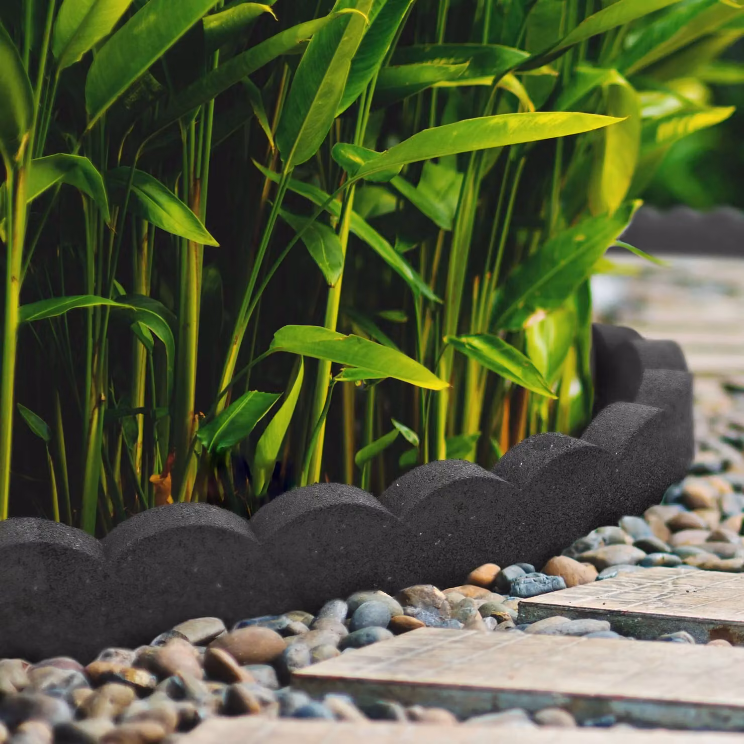 Nicoman Flexible Rubber Garden Border Edging in Scallop Stone Grey, 1.2m (12 Pack) – 5