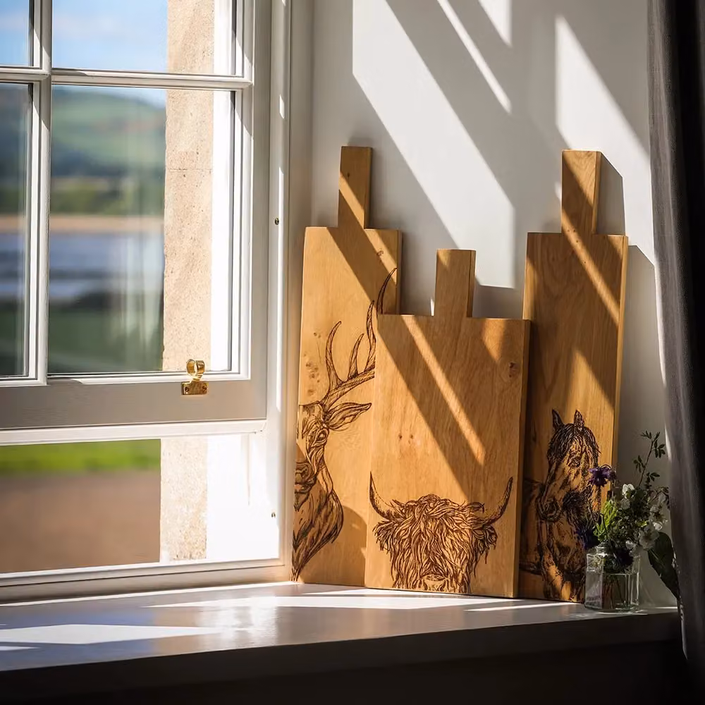 Selbrae House Scandi Stag Oak Serving Paddle in Light Brown – 2