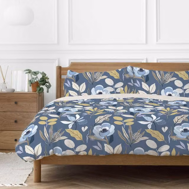 Copenhagen Home Floral Polycotton Duvet Cover and Pillowcase Set in Blue and Green, W: 200 cm x D: 200 cm