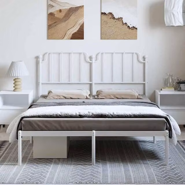 Berkfield Home Metal Bed Frame with Headboard in White, W/D/H: 135 x 190 x 102 cm
